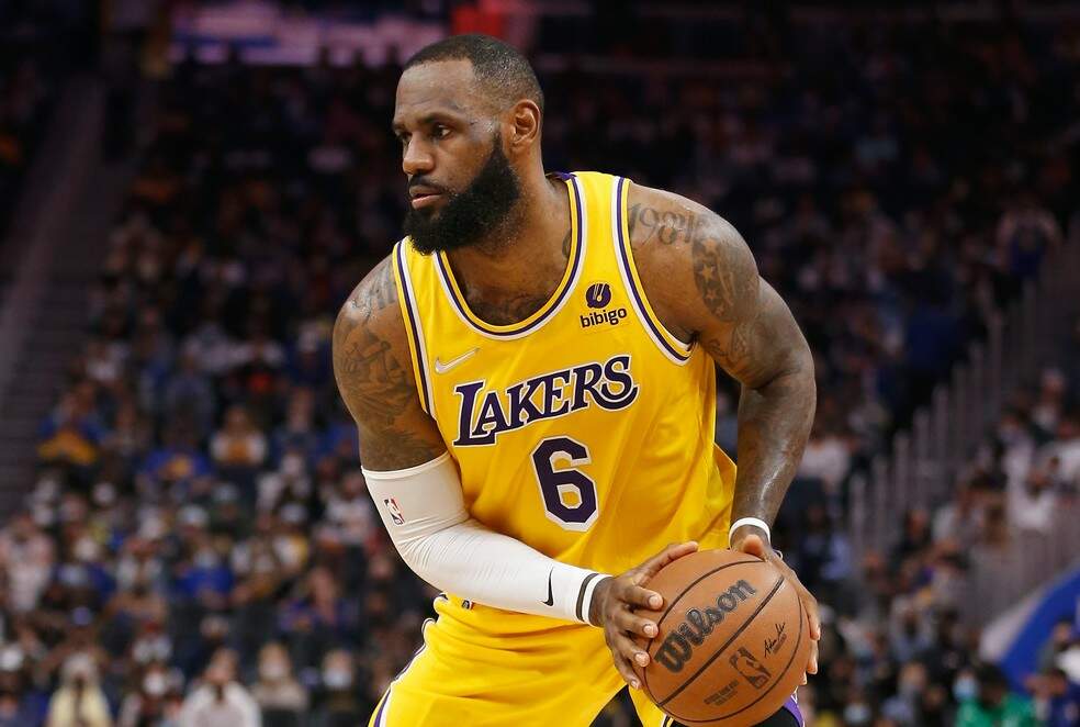 NBA volta hoje e ficará marcada com recorde histórico de LeBron