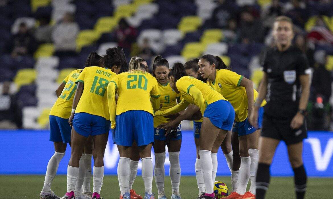 Seleção brasileira de futebol feminino estreia na Copa do Mundo em 24 de  julho — Rádio Senado