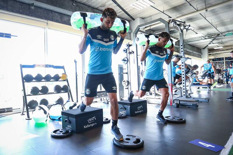 Jogadores realizam treino físico durante o 8º dia da pré-temporada. (Foto: Lucas Uebel/Grêmio)