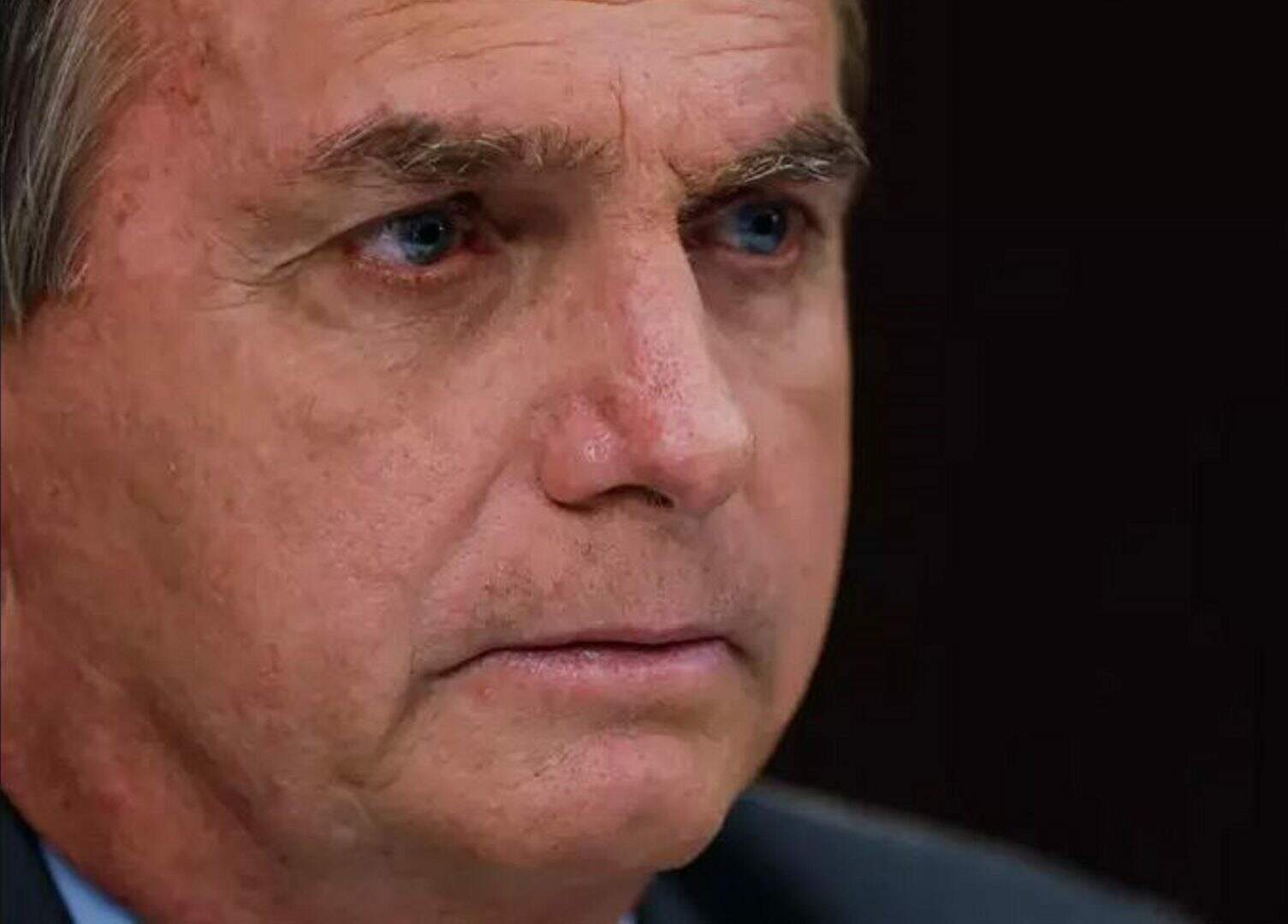 Bolsonaro diz que doará dinheiro de joias para a Santa Casa de Juiz de Fora 2 Bolsonaro 1