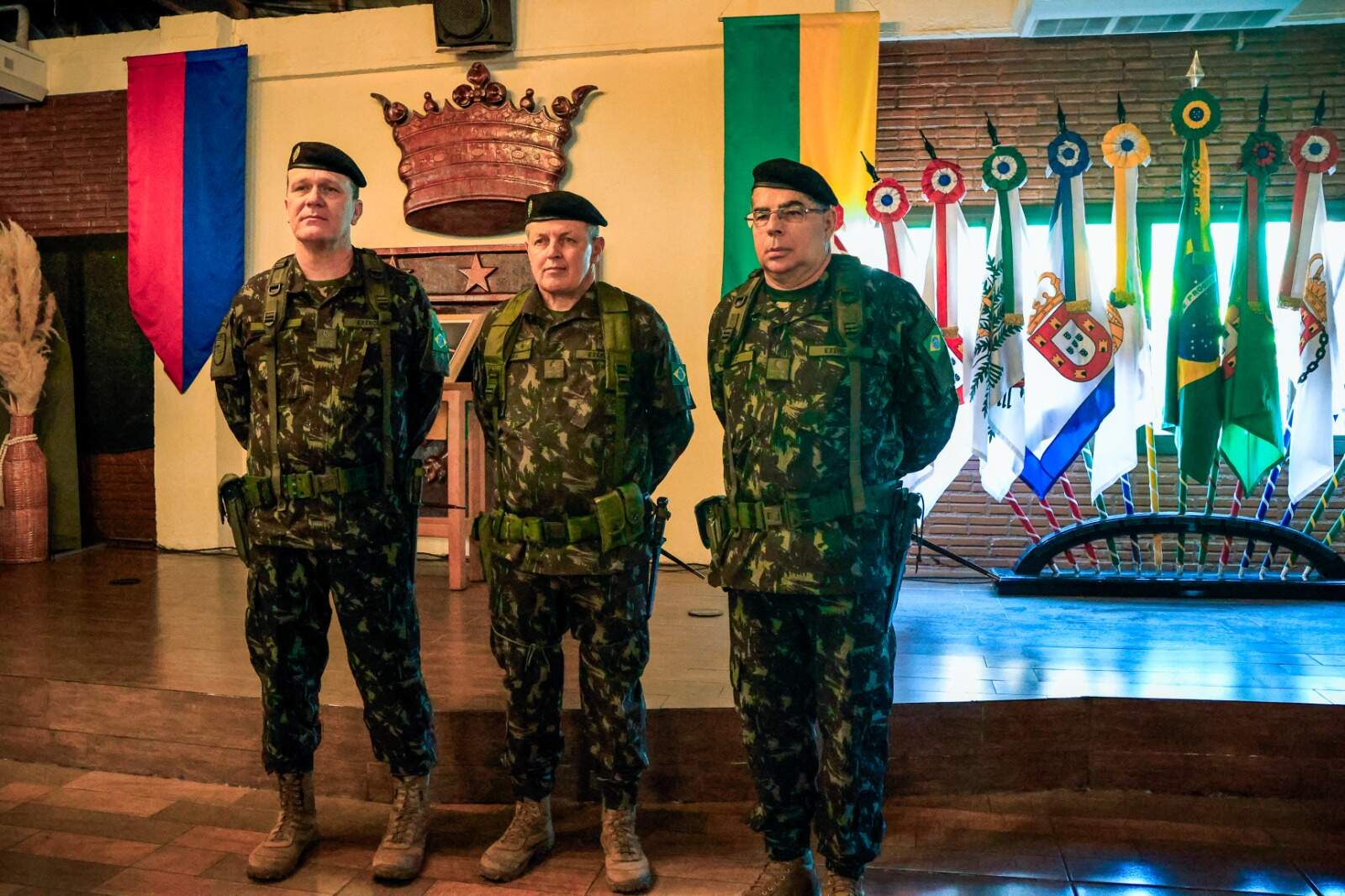 General de Exército Basto, Comandante do Exército, General Tomás Paiva, o General Hertz