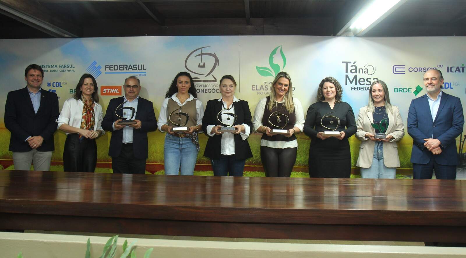FEDERASUL reconhece inovação, liderança feminina e protagonismo jovem no agro gaúcho