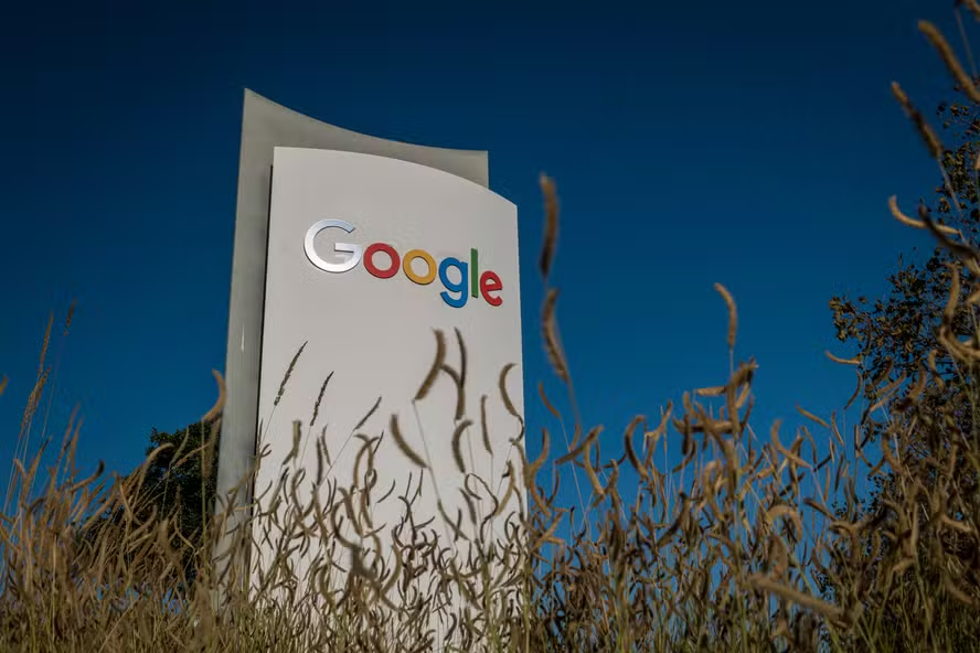 Governo do Brasil e Google firmam acordo com regras de anúncios de serviços financeiros para evitar fraudes
